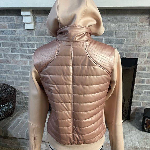 CALIA by Carrie Underwood Women's Blush Puffer Jacket - Picture 3 of 9